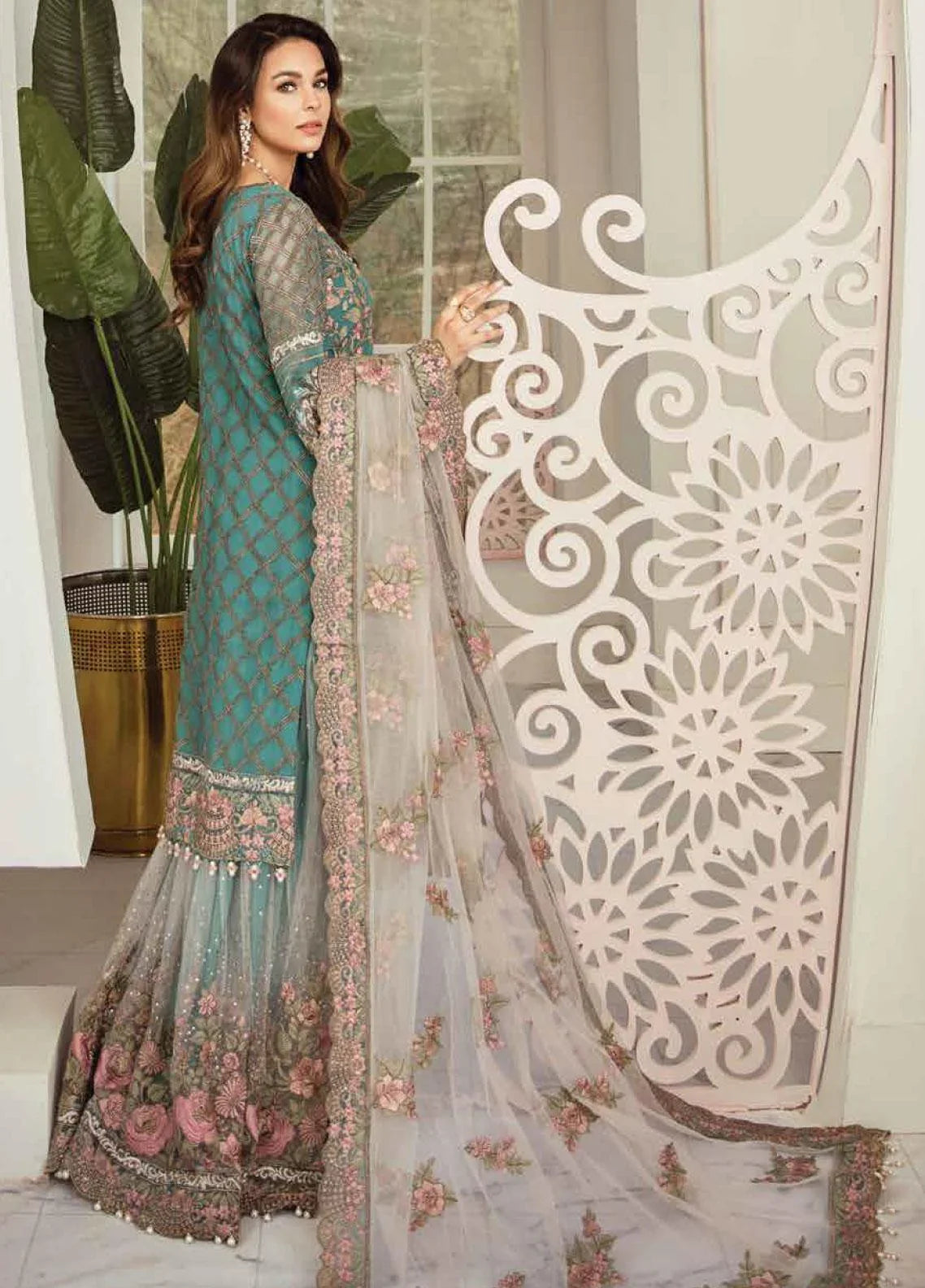 Flossie Embroidered Chiffon Unstitched 3 Piece dress Es-55